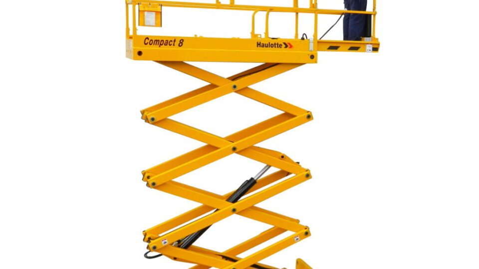 PLATAFORMA-DE-TIJERA-ELECTRICA-COMPACT-8
