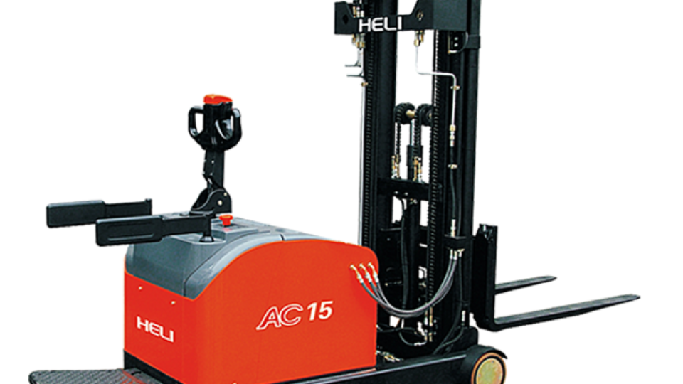 cqdm12-15-810-reach-truck-stand-up-600×600