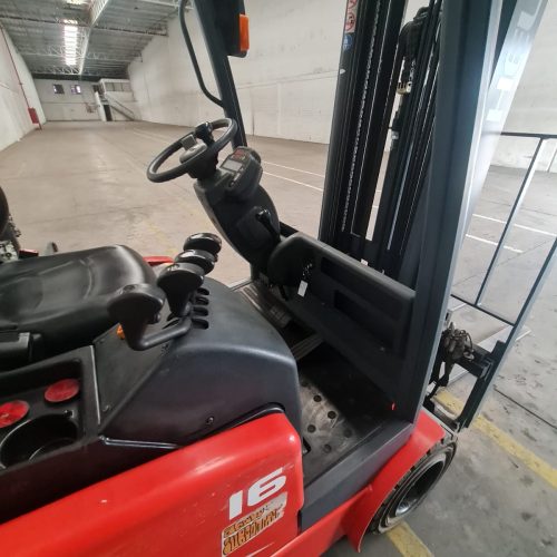 Grúa Horquilla 1600 kg 2020